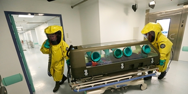 Ebola as test ediliyor