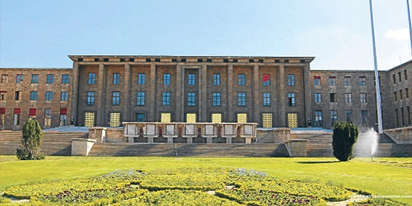 Meteoroloji çalışanlarından TBMM önünde eylem