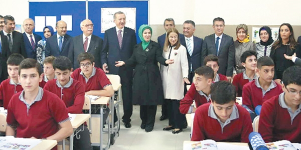 Süper İmam Hatip Lisesi'ne talep patlaması