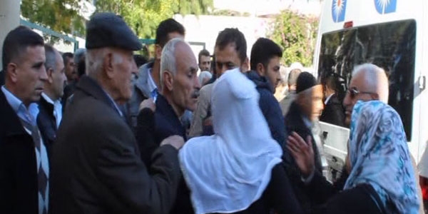 Yeni atanan öğretmeni döverek öldürdüler!