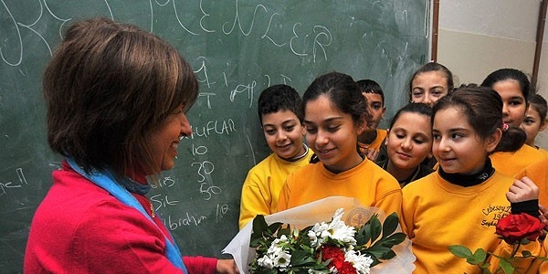 ��retmenler G�n� kutlama program�