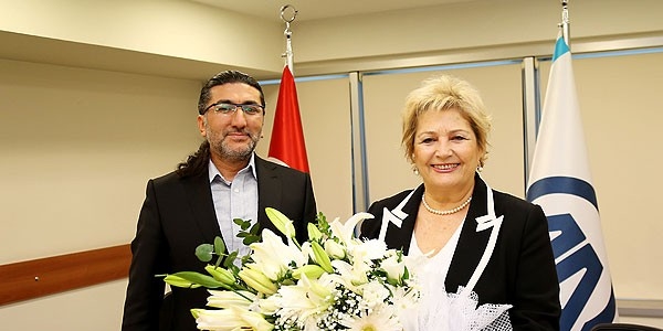 Bakan Eker'e Öğretmenler Günü sürprizi