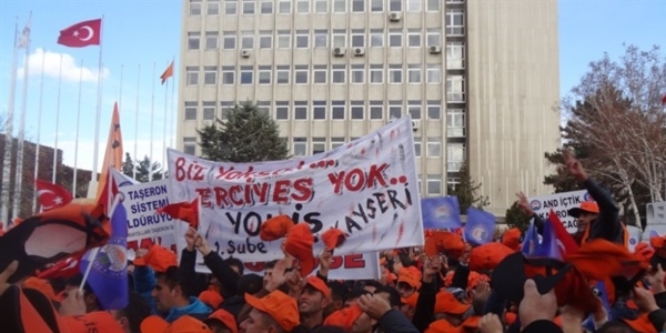 TCDD önünde eylem