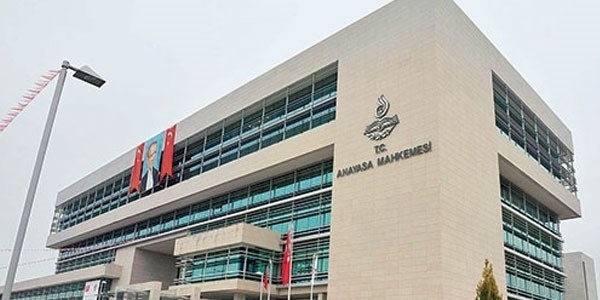AYM, seçim barajı kararını 3 hafta içinde verecek