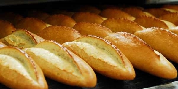 Her g�n 12 milyon ekmek ��pe gidiyor