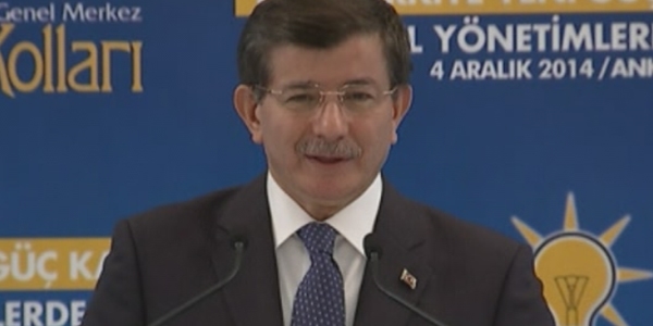 Davuto�lu: Kad�nlar�m�za kar�� olumsuz ayr�mc�l�k yok