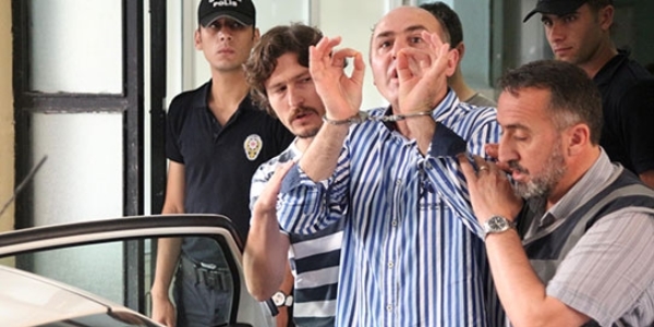 Paralel istihbarat için kozmik oda da kurmuş
