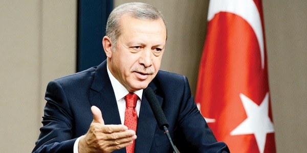 Cumhurbaşkanı Erdoğan Saray'a kapanmadı