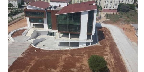Antalya'ya bin 500 öğrenci kapasiteli yurt