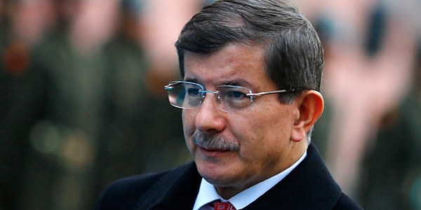 Davutoğlu: İki şeyden uzak durulmalı