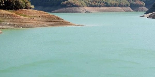 �stanbul'un barajlar�n�n yar�s� doldu