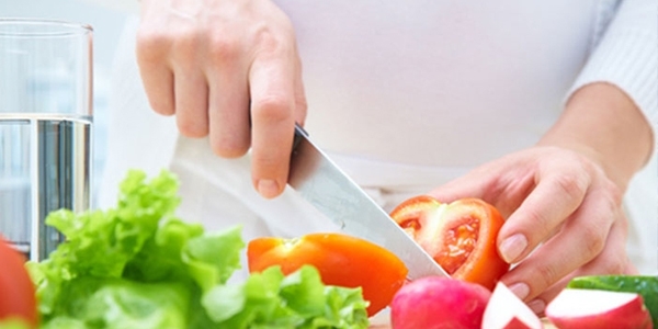 Kad�nlar Evde Yemekleri Yanl�� Y�ntemle Pi�iriyor