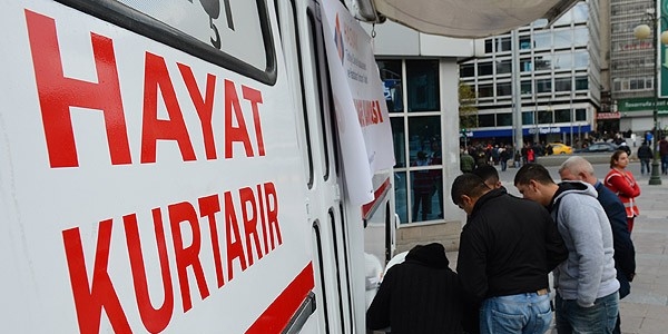 Türk Kızılayı kan ilacı üretecek