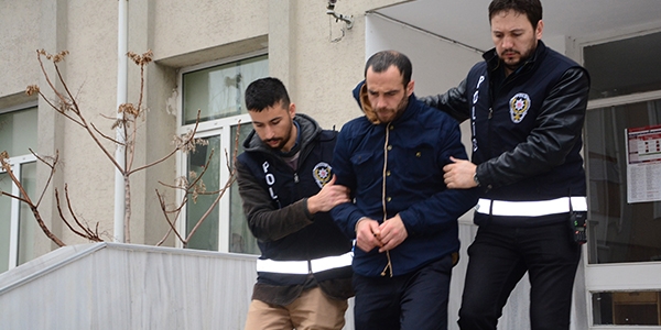 Liseli kızı çığlıkları kurtardı
