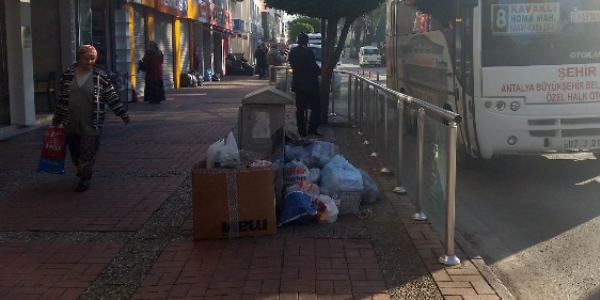 Antalya'da ��pler toplanamad�