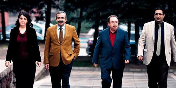 Çözüm sürecine 'polemik' ayarı