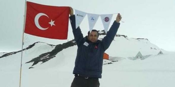 Türkiye'nin kutuplarda bilim üssü kurma projesi