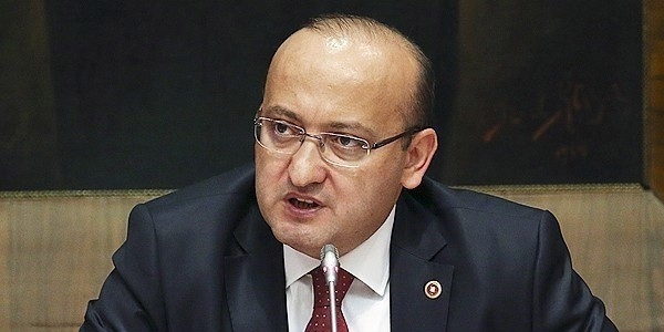 Akdoğan: Gerçek dışı açıklamalar sürece yarar sağlamaz