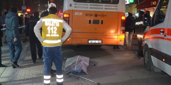 Otobüsün altında kalan engelli hayatını kaybetti