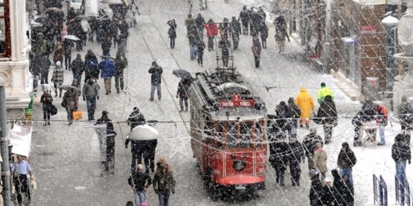�stanbul'a kar erken geliyor