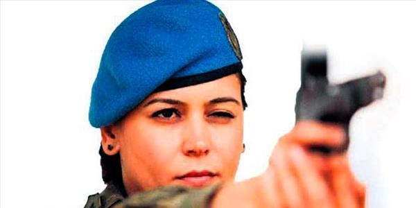 Kadın astsubaylara da makyaj izni verildi