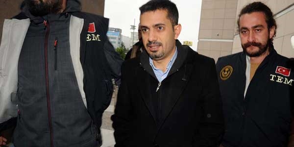 Mehmet Baransu gözaltına alındı