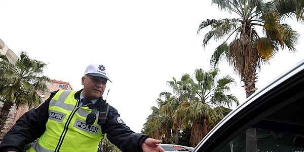 İstanbul'da günde 8 bin sürücüye ceza kesildi