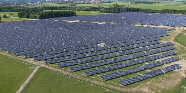 Türkiye'nin en büyük güneş enerjisi santrali kuruluyor
