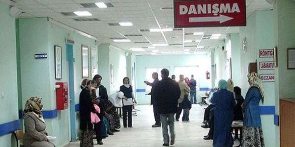 İlaç 'mümessilleri'ne diploma şartı ertelendi
