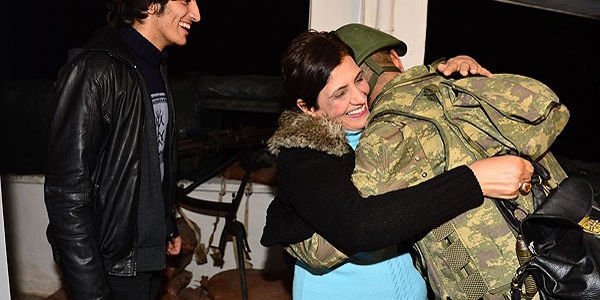 Mehmet�i�e n�bet kul�besinde y�lba�� s�rprizi