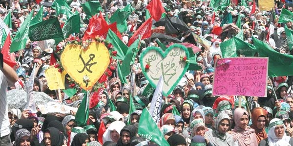 Kutlu do�um ve Filistin'e destek mitingleri de su� say�lm��