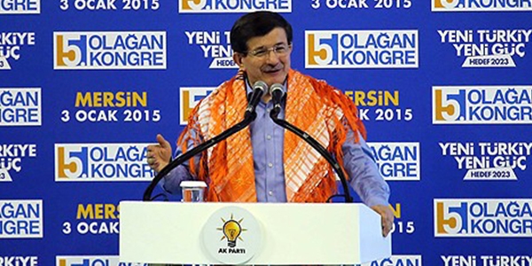 Davutoğlu: CHP bir aydır Şişli'yle uğraşıyor