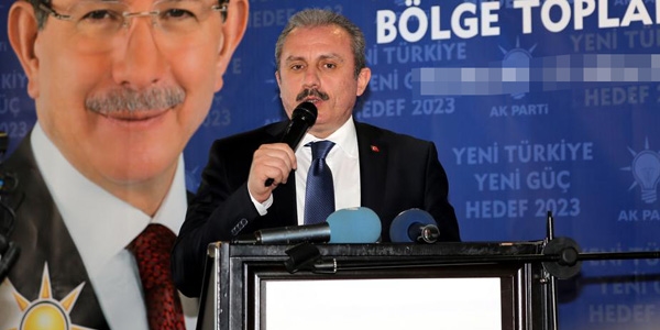 Anayasa'yı bir hukuk metnine çevirmek istiyoruz