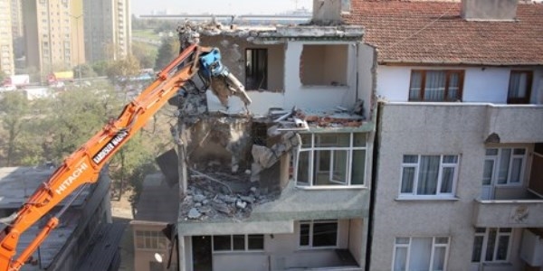 Riskli bina doktorları röntgende