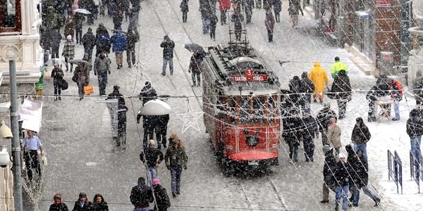 İstanbul'a kar yağışı bu akşam geliyor