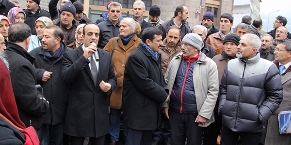 Okullarda işten çıkarılan 460 temizlikci eylem yaptı
