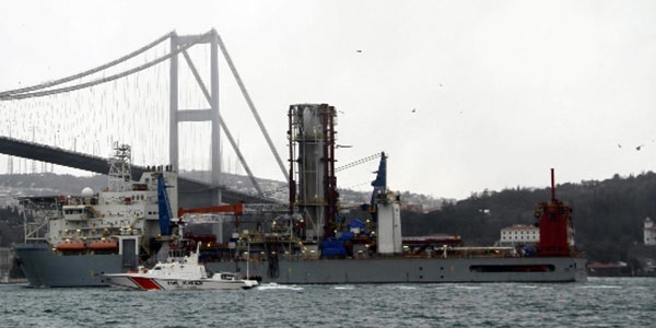Batı Karadeniz sondaj gemisi yola çıktı