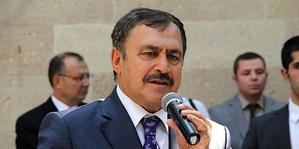Eroğlu, Melen Barajı için saat ve dakika verdi