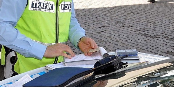 2015 MTV ve trafik cezaları ne kadar oldu?