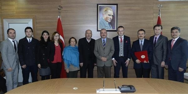 Hayırsever mimar, rezidans dairesini bağışladı