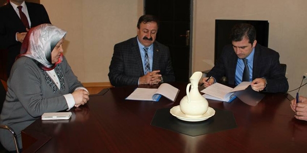 Belediye, memurlarına sosyal denge zammı yaptı