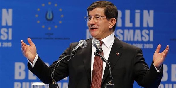 Davutoğlu: Yurt dışında doğum yapan anneye de yardım edilecek