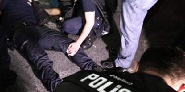 El yapımı patlayıcı infilak etti: 2 polis yaralı