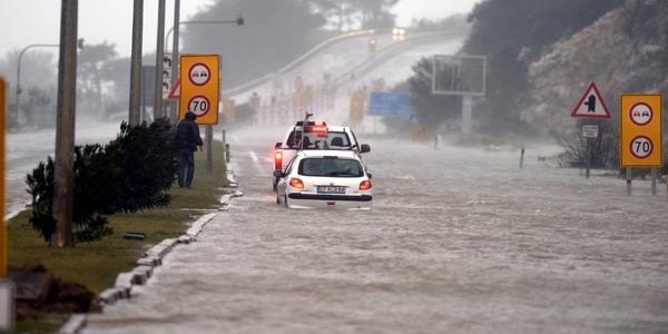 Antalya'da okulların tatili uzatıldı