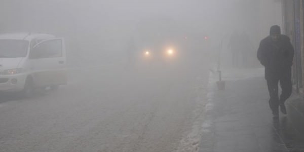 Görüş mesafesi 20 metreye düştü