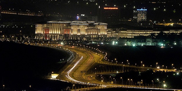 Saray �evresinde a��lan yollara isim verildi