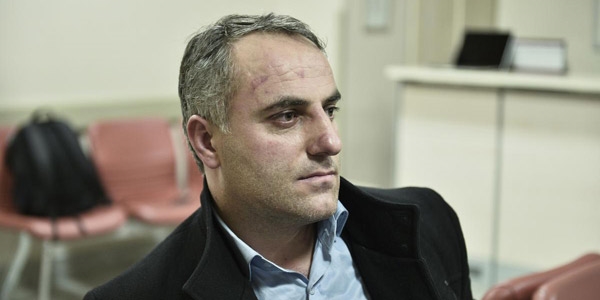 MHP Genel merkezde odaya kapatıp, gazeteci dövdüler