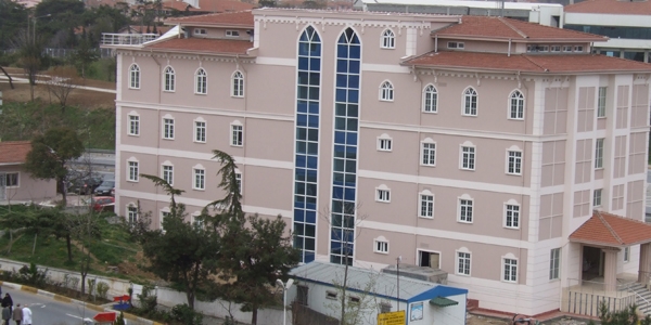 Haydarpaa Numune Hastanesi poliklinik binas kapatld