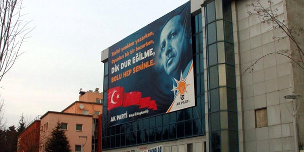 AK Partili başkanların hapis cezası ertelendi