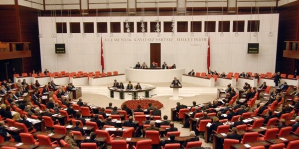 Ak Partili başkanlara milletvekilliği yok